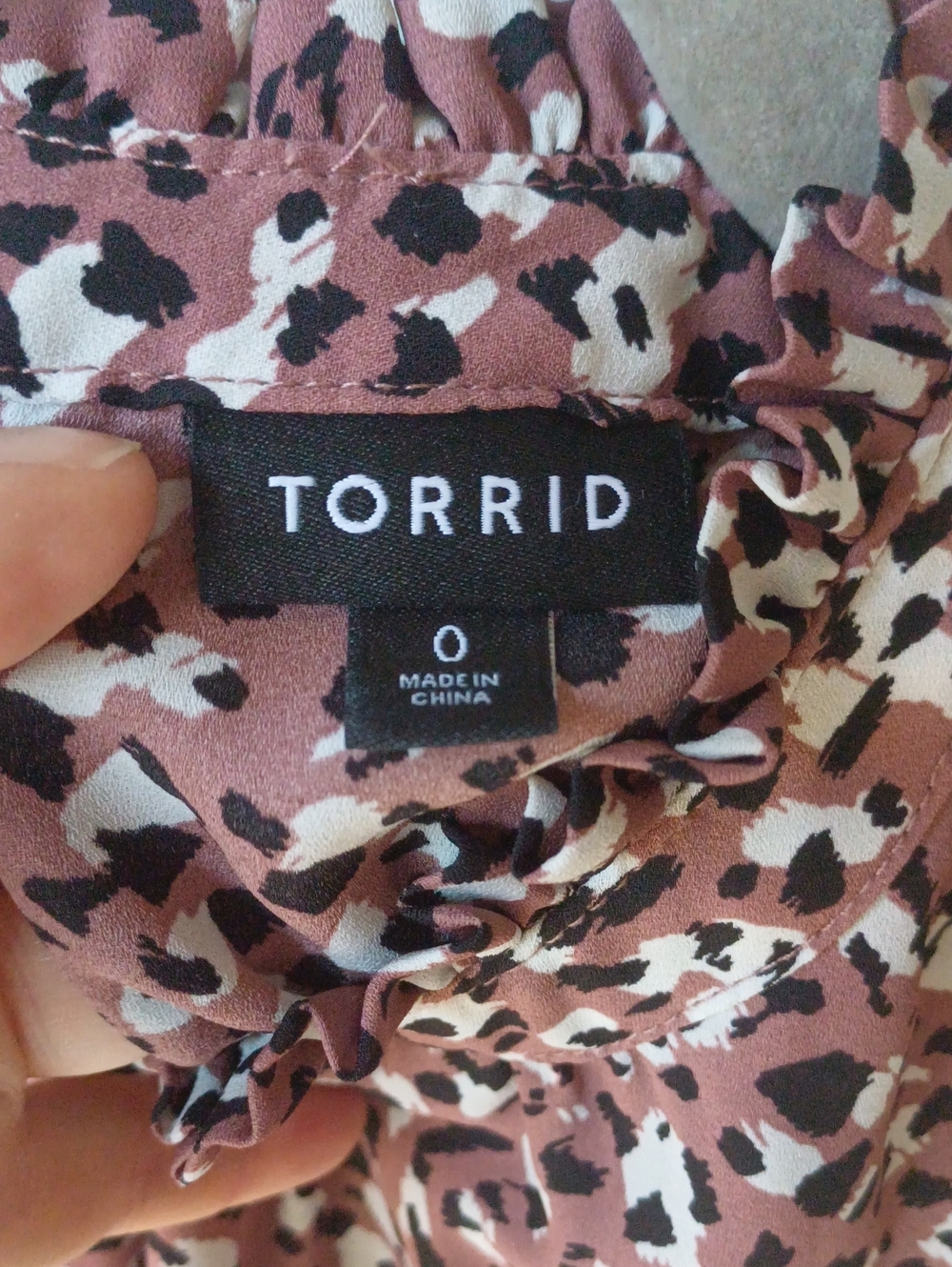 Torrid Patterned Blouse - Picture 4 of 4